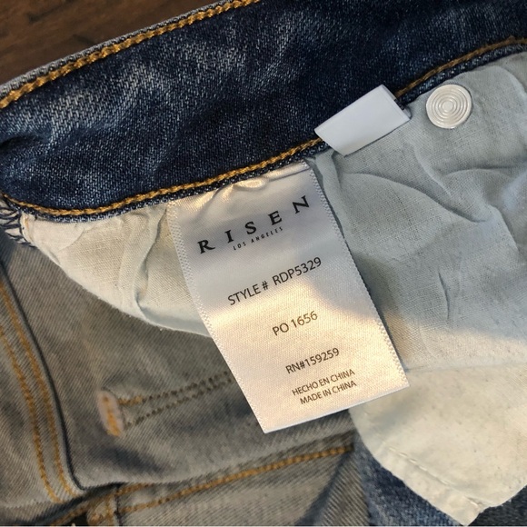 RISEN Jeans - Picture 3 of 4
